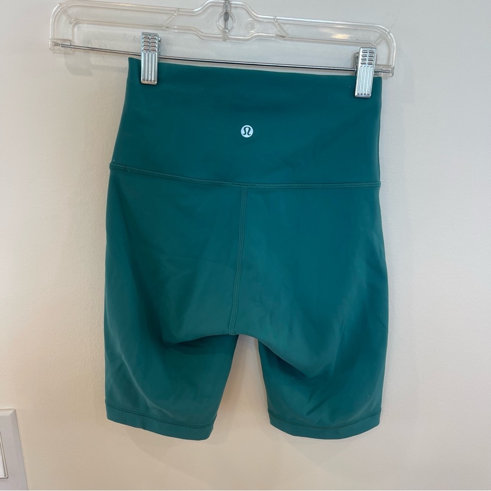 NEW Lululemon Teal Wunder Train High Waisted 8” short in teal aqua - Picture 6 of 13